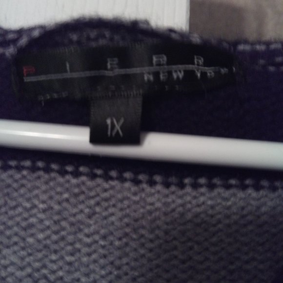 Pierre New York Sweater size 1x - Picture 4 of 4